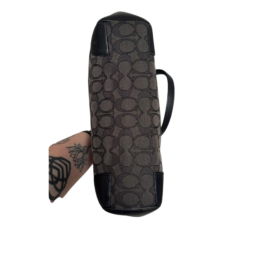 Authentic COACH Signature Kelsey Bag F36181 - Picture 3 of 6